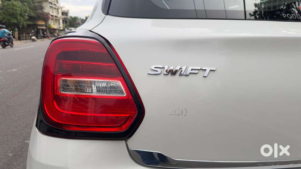 Maruti Suzuki Swift 1.2 Vxi (o), 2021, Petrol