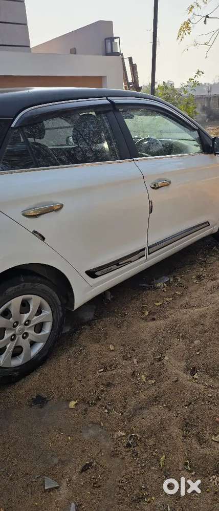 Well Maintained Car 2018 Model I20 Magna