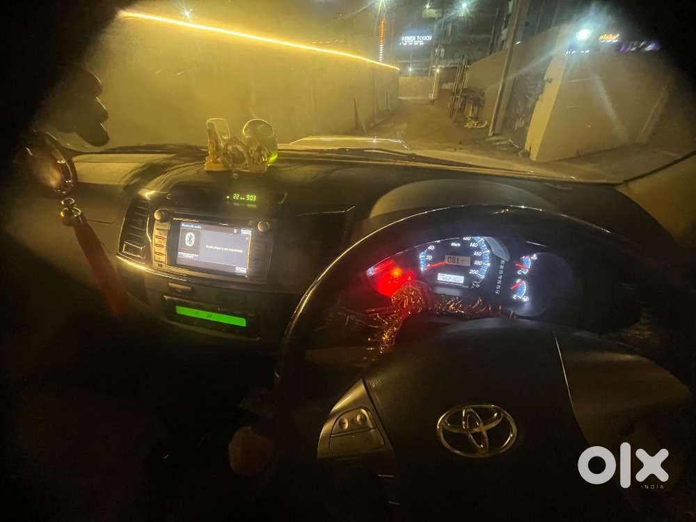 Toyota Fortuner 3.0 Sportivo 4x2 At  1st Owner  Excellent Condition