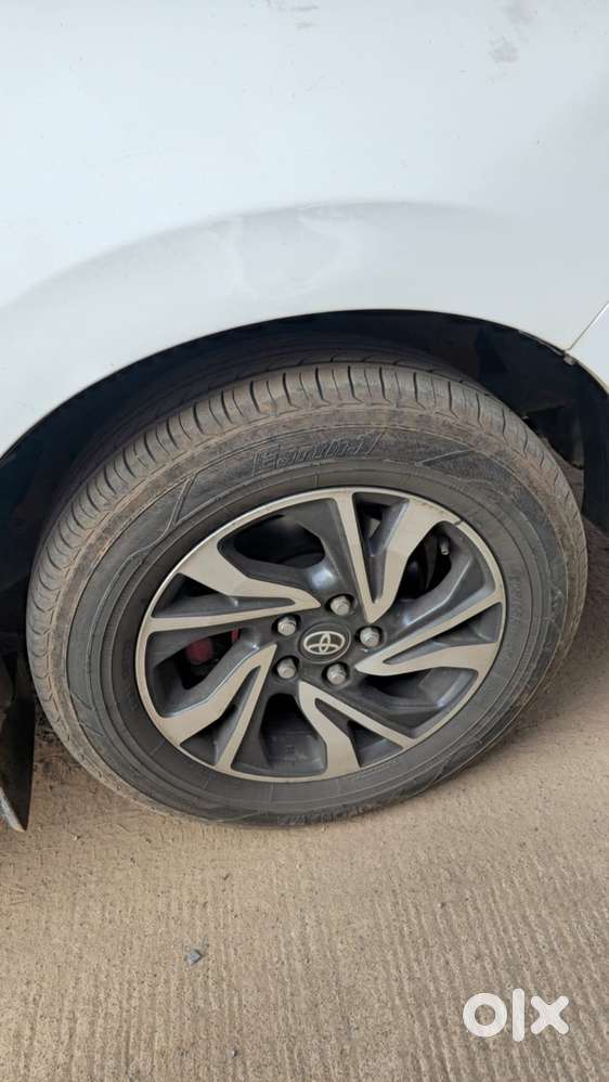 Toyota Innova Crysta 2021 Diesel Manual