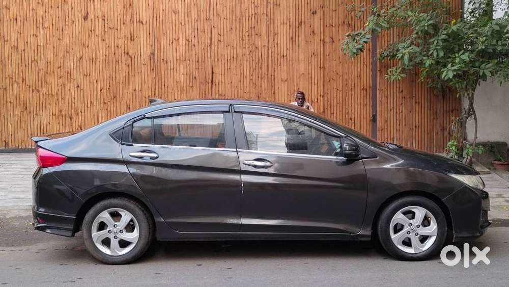 Honda City V Mt Sunroof, 2016, Diesel