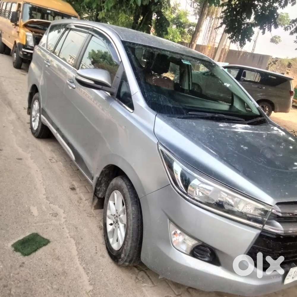 Toyota Innova Crysta 2016