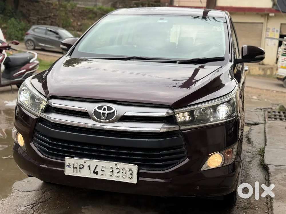 Innova Crysta 2.4 V Showroom Condition No Replacement All Original