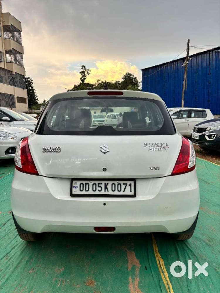Maruti Suzuki Swift Vxi Optional, 2014, Petrol