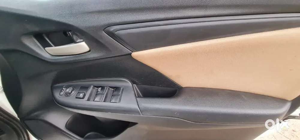 Honda Jazz [2015-2018] Petrol Manual