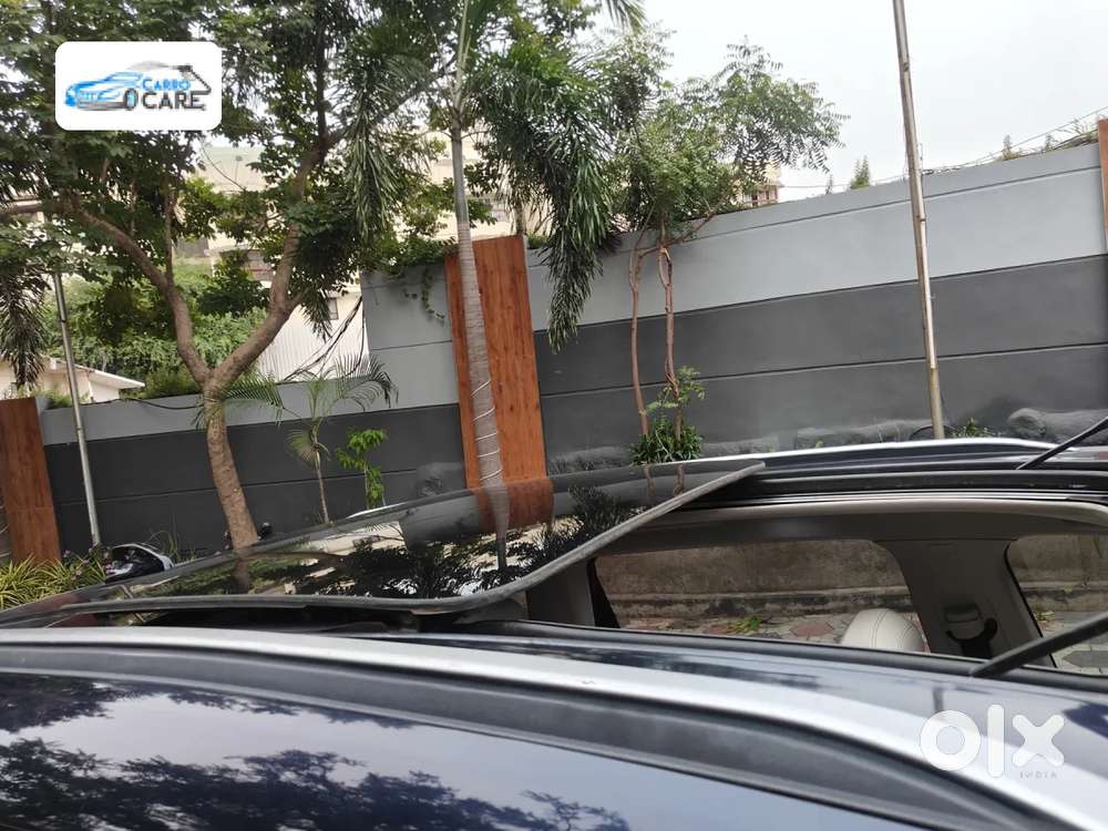 Mahindra Xuv700 2.2 Ax 7 Diesel At Luxury Pack Str Awd, 2022, Diesel