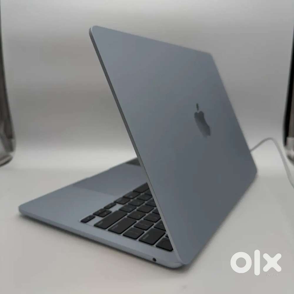 Apple MacBook Air 2024 A3240 13 (M4, 16GB RAM 512GB SSD
