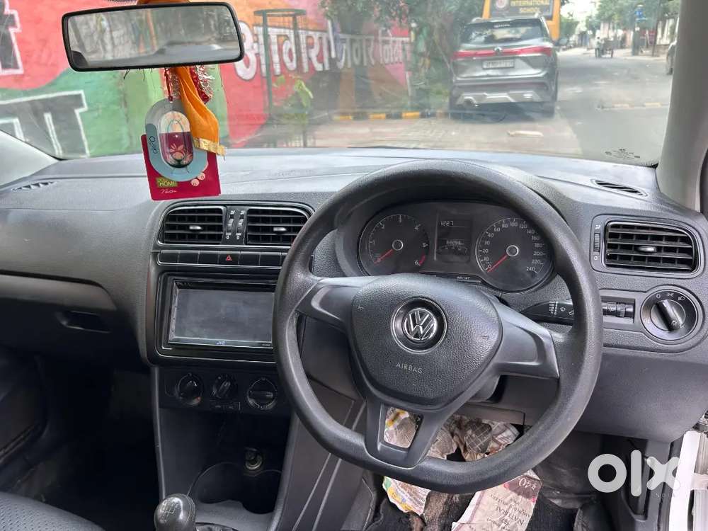Volkswagen Ameo Comfortline 2017 Vip Number