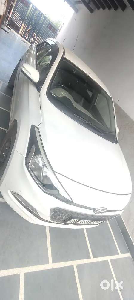 Hyundai Elite I20 2017 Diesel 72000 Km Driven