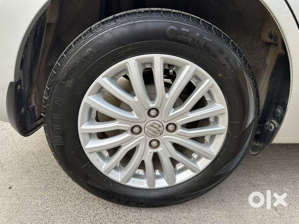 Maruti Suzuki Swift Dzire Zxi + Mt, 2017, Petrol