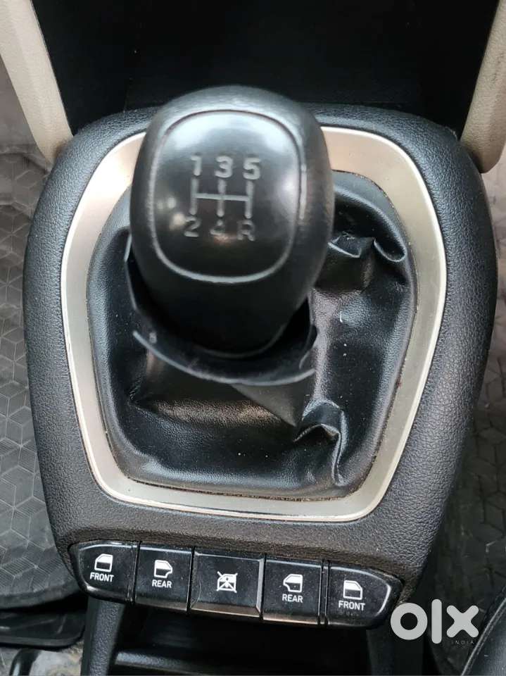 Hyundai Santro Asta, 2020, Petrol
