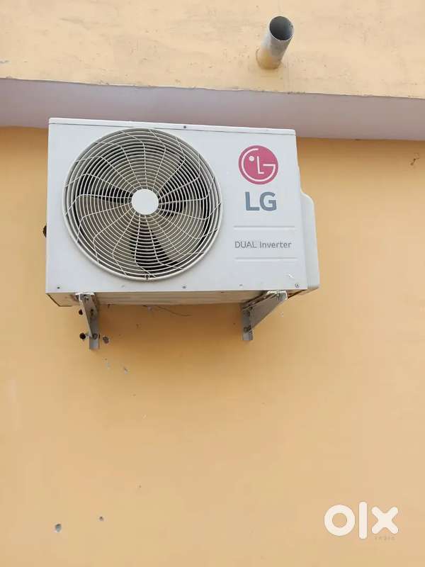 LG AC dual inverter okay condition working laga hua hai chalu hai