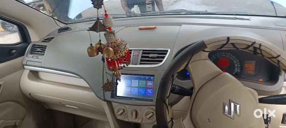 Maruti Suzuki Ertiga Lxi 2012 Petrol And Cng