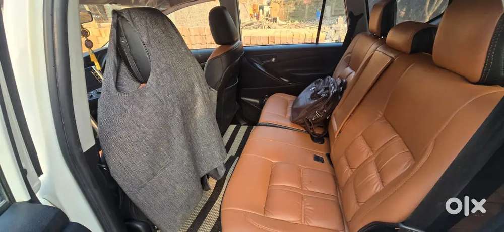 Toyota Innova Crysta 2024