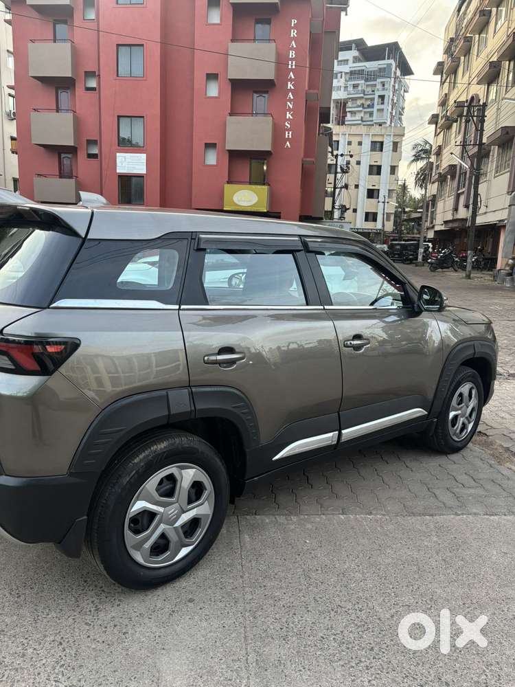 Maruti Suzuki Brezza 1.5 Vxi Smart Hybrid, 2023, Petrol