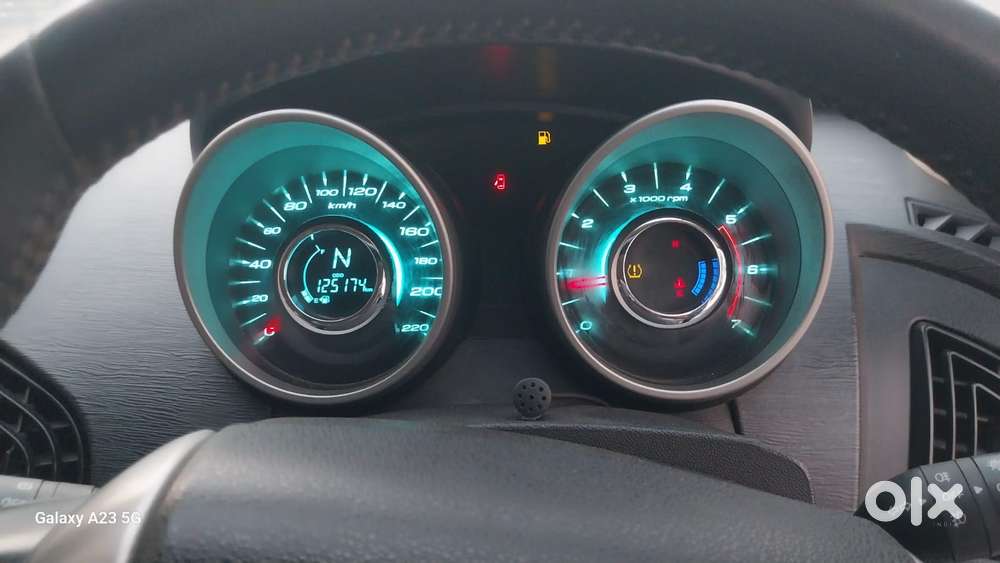 Mahindra Xuv500 2.2 W10 Sportz Edition Mt, 2017, Diesel