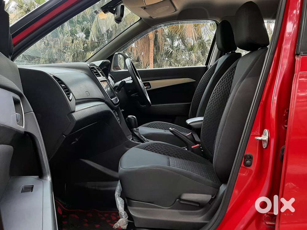 Maruti Suzuki Brezza 1.5 Zxi At Smart Hybrid Dual Tone, 2021, Petrol