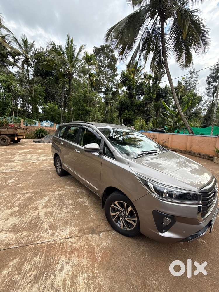 Toyota Innova Crysta 2020 Diesel Manual Year