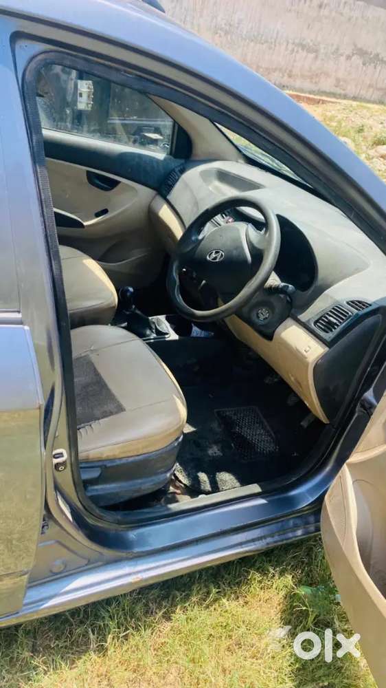 Hyundai Eon 12