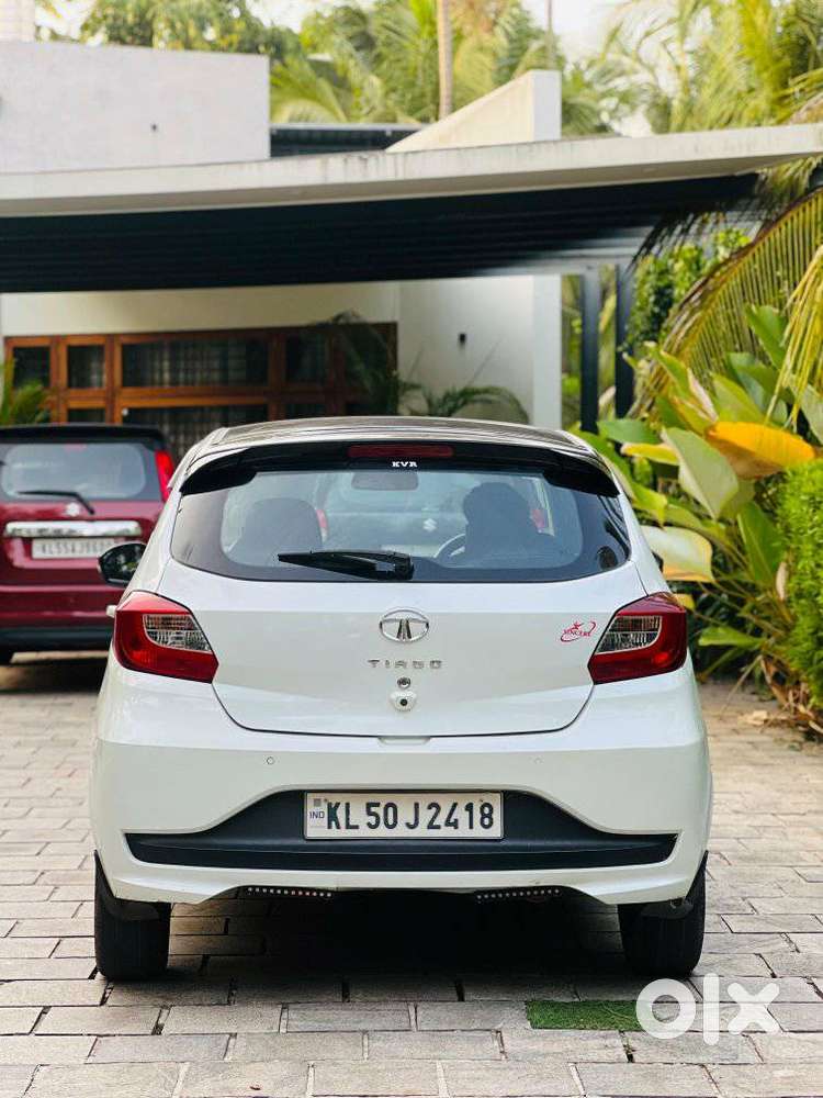 Tata Tiago 1.2 Revotron Xza, 2020, Petrol