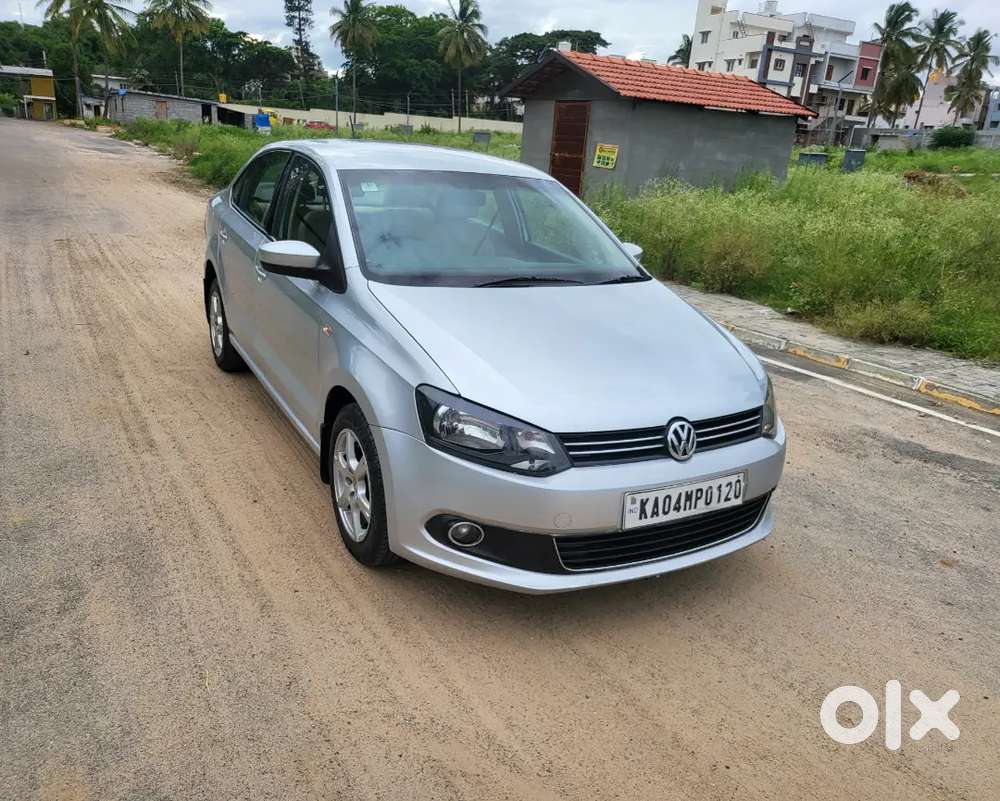 Volkswagen Vento Highline Petrol 2014