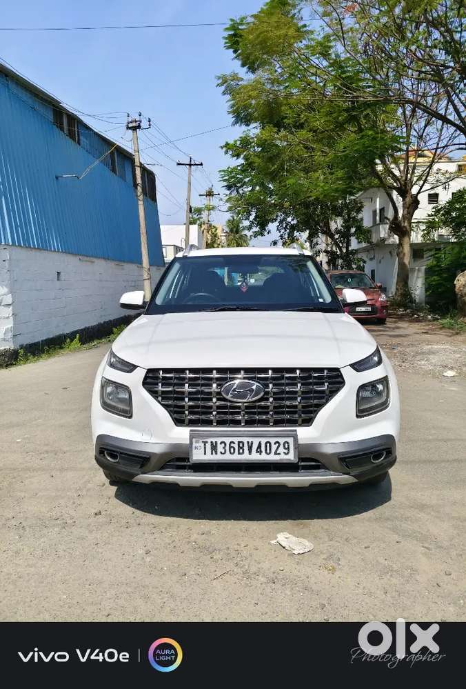Hyundai Venue 2022 Petrol 55850 Km Driven