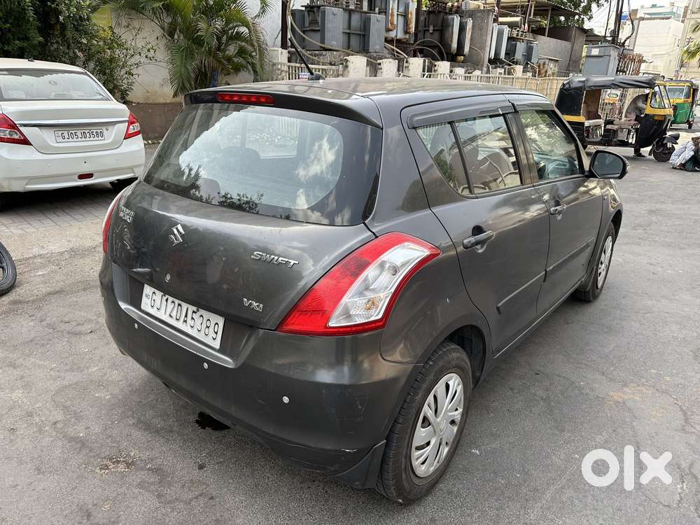 Maruti Suzuki Swift Vxi Optional, 2017, Petrol