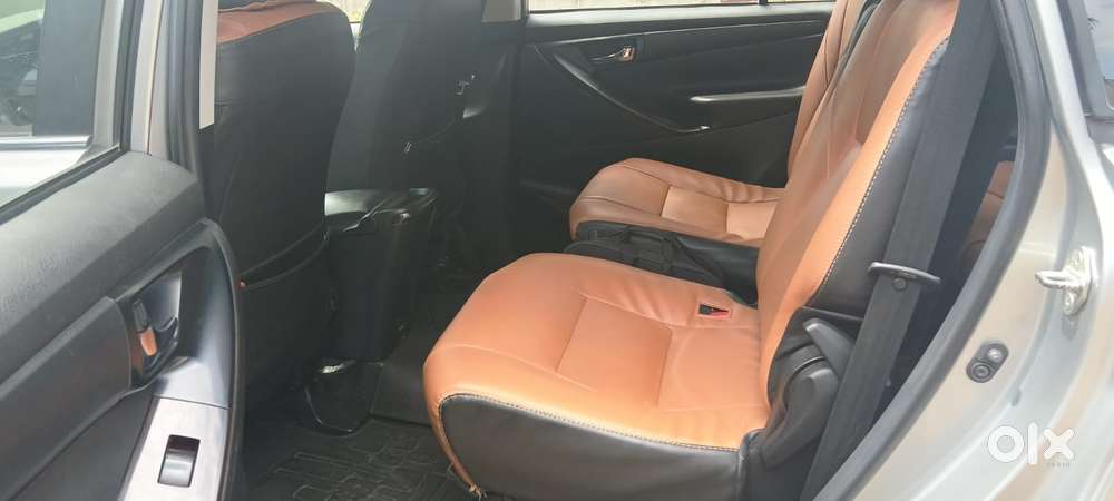 Toyota Innova Crysta [2020-ongoing] 2.4 Gx At 7 Str, 2021, Diesel