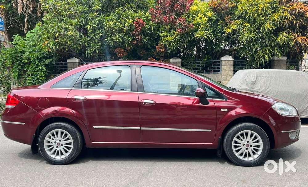 Fiat Linea Emotion Pk 1.4, 2010, Petrol