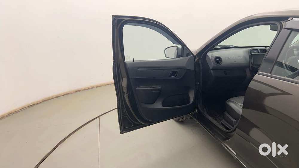 Renault Kwid 2019-ongoing 1.0 Rxt Amt (o), 2020, Petrol