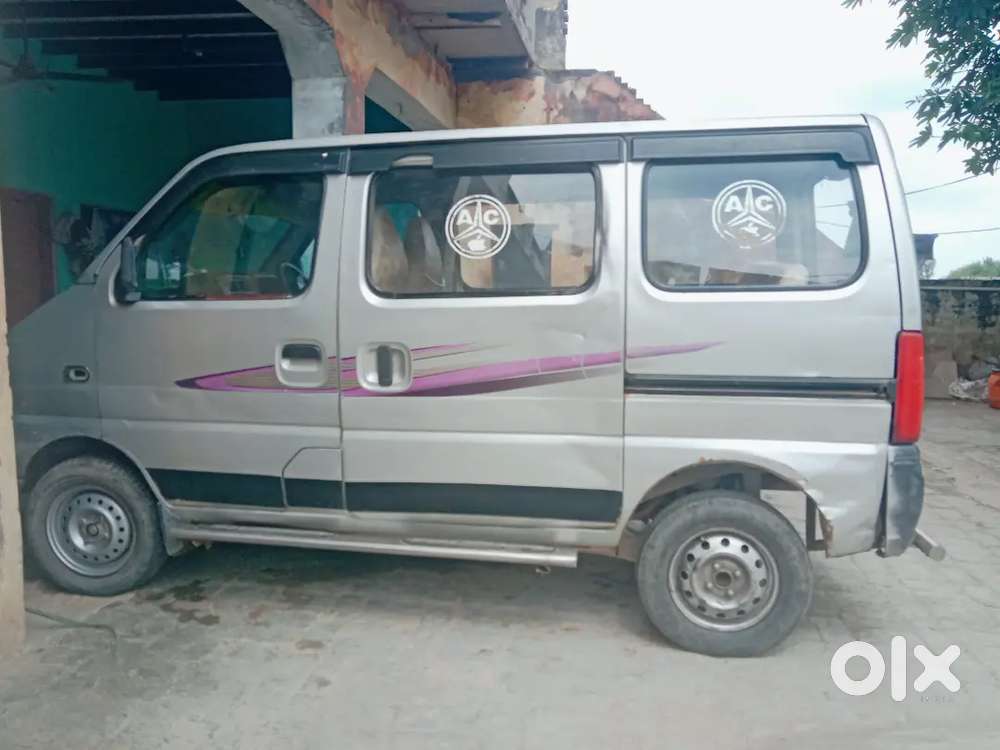 2nd Owner Maruti Eeco 2014