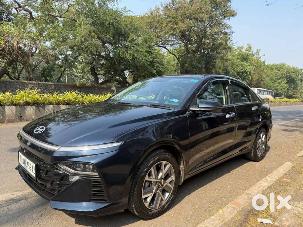 Hyundai Verna 1.5 Sx Petrol Mt, 2023, Petrol