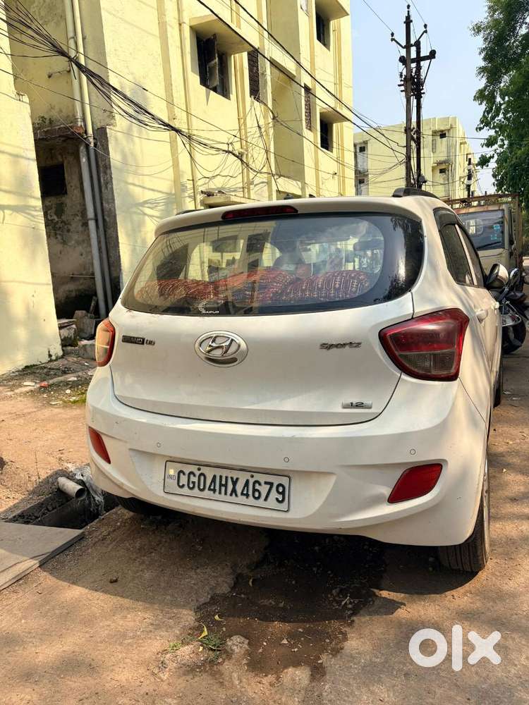 Grand I10 2nd Top 2015 Model Petrol 1st Owner