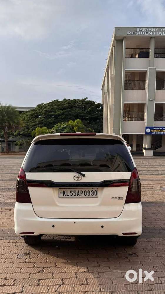 Toyota Innova 2.5 G (diesel) 8 Seater, 2015, Diesel