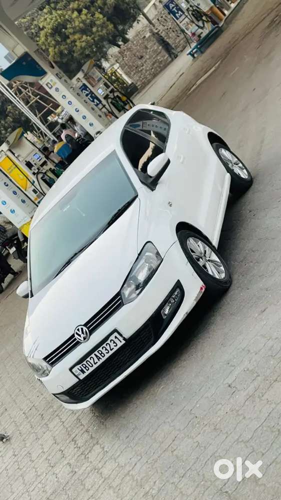 Volkswagen Polo 2012 Diesel 83000 Km Driven 
2k Music System