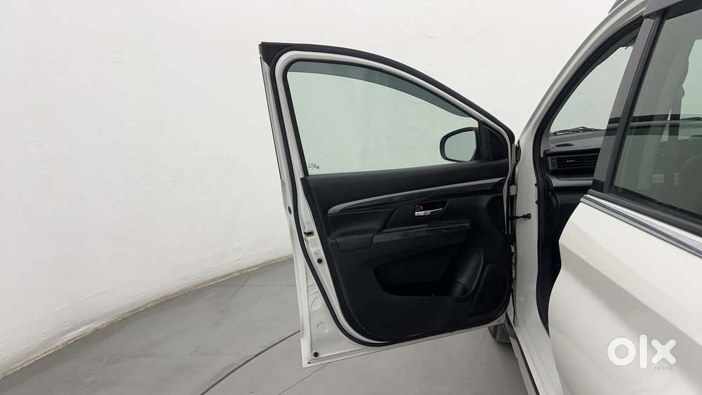 Maruti Suzuki Xl6 1.5 Alpha Plus At, 2022, Petrol