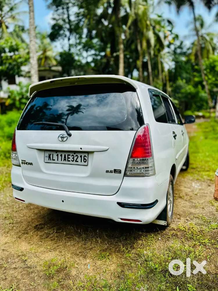 Toyota Innova .model 31/12/2009 G4.original Kerala