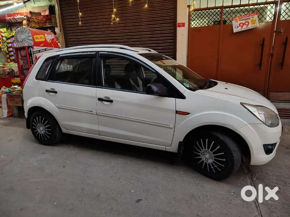 Ford Figo 2012 Petrol 34700 Km Driven