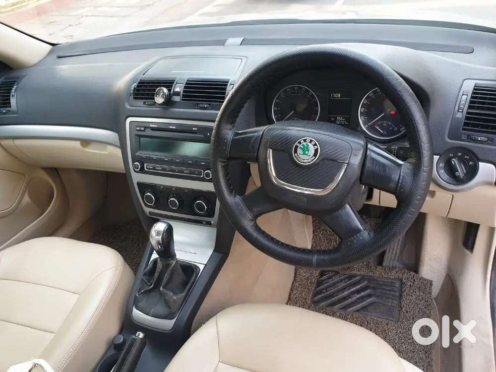 Skoda Laura 2.0 Ambiente 2010