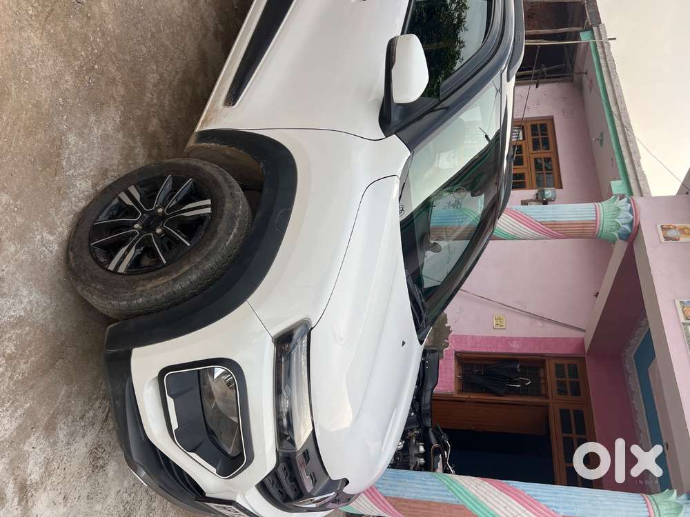 Renault Kwid 1.0 Petrol 2024