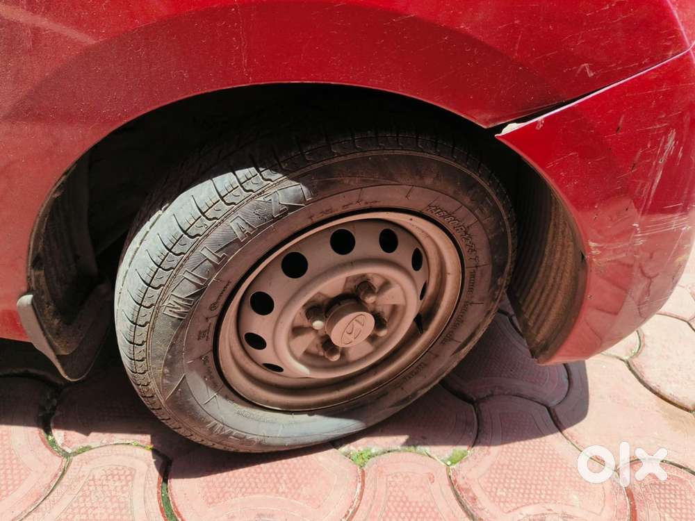 2017 Hyundai Eon Petrol Manual - 22k Km Driven