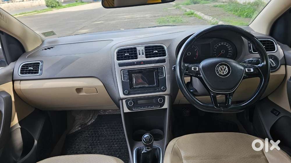 Volkswagen Vento 1.6 Highline, 2017, Petrol