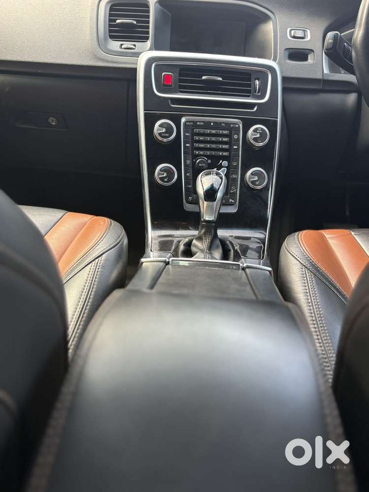 Volvo S60 Cross Country 2.4 Cross Country Inscription, 2018, Diesel