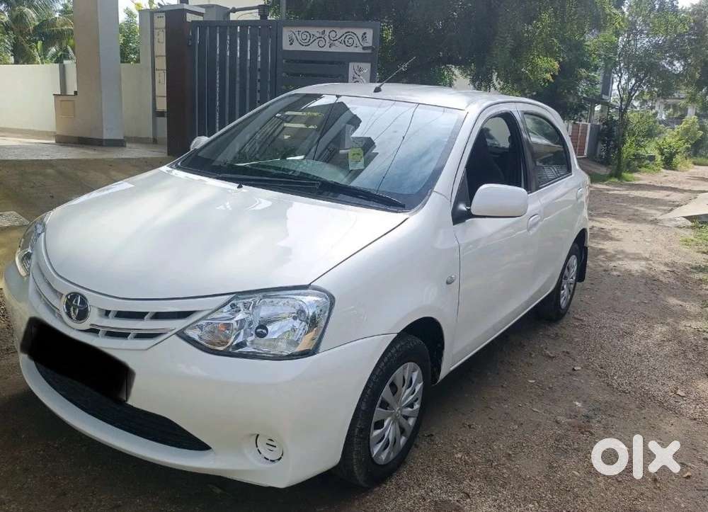 Toyota Etios Liva 2012