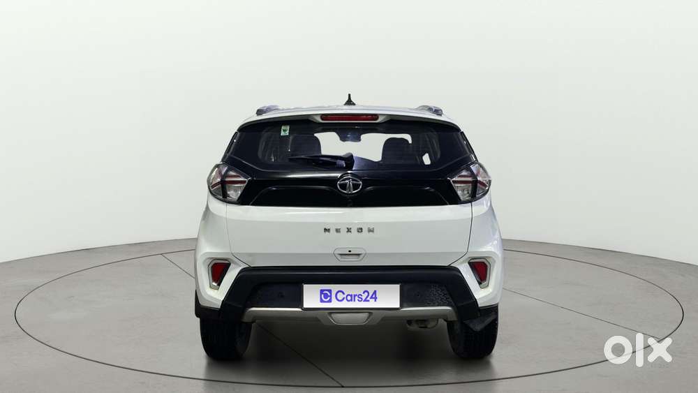 Tata Nexon 1.2 Revotron Xz Plus (s), 2021, Cng & Hybrids
