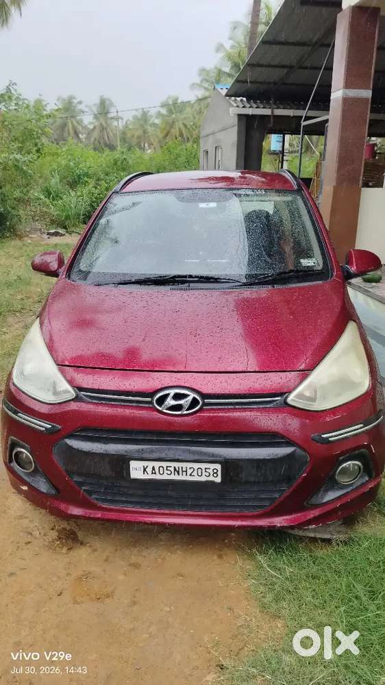 Hyundai Grand I10 Sportz 2013