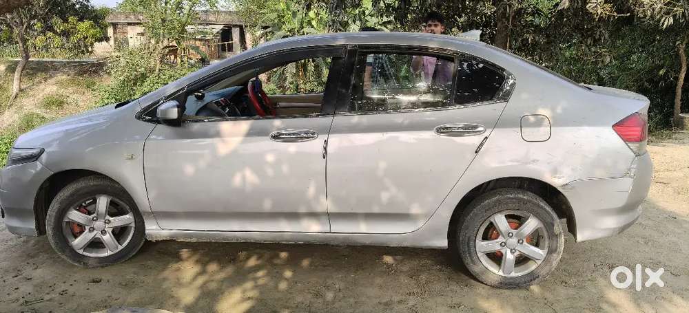 Honda City Zx 2010 Model Car Main Koi Bhi Kam Nhai