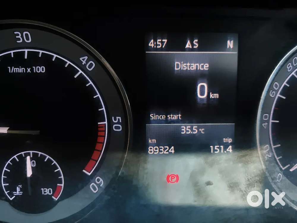 Skoda Superb 2018 Diesel 90000 Km Driven