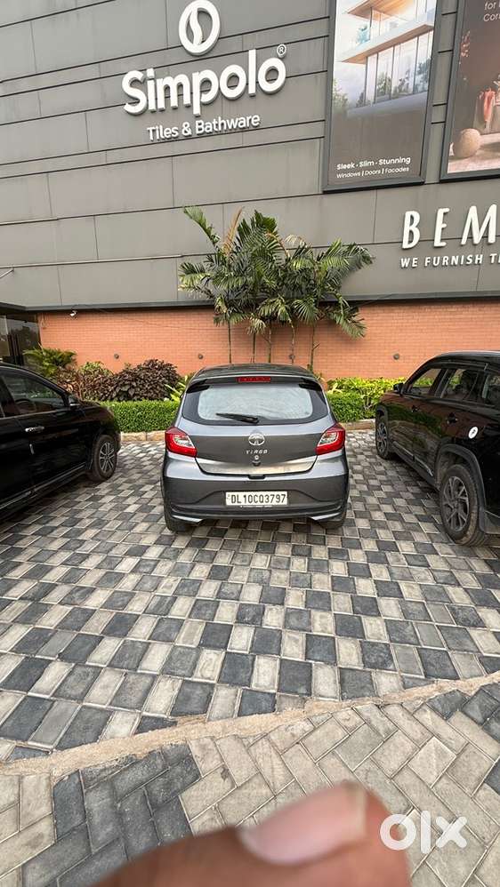 Tata Tiago Petrol 2021