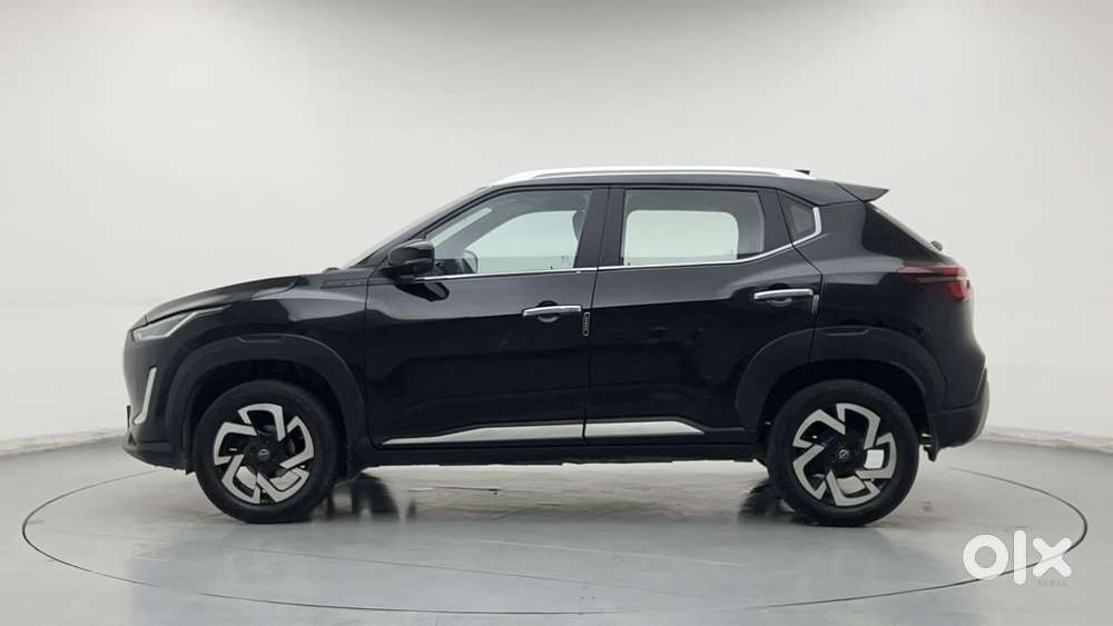 Nissan Magnite 1.0 Xv Premium, 2023, Petrol